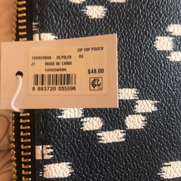 C. Wonder zebra pouch/clutch - Picture 4 of 5